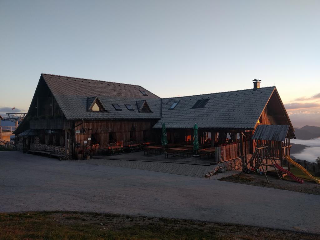 Gostisce In Penzion Stari Vrh Poljane nad Skofjo Loko Exterior photo